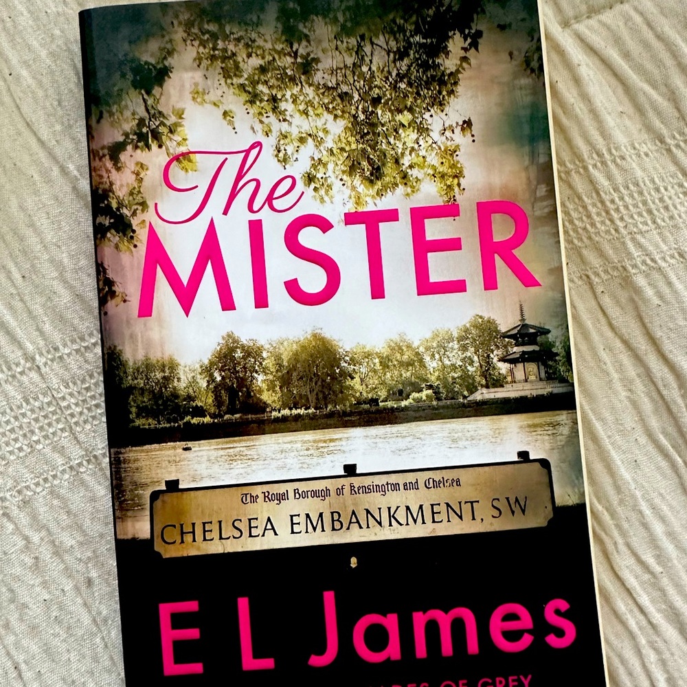 Romantic Book - The Mister by EL James